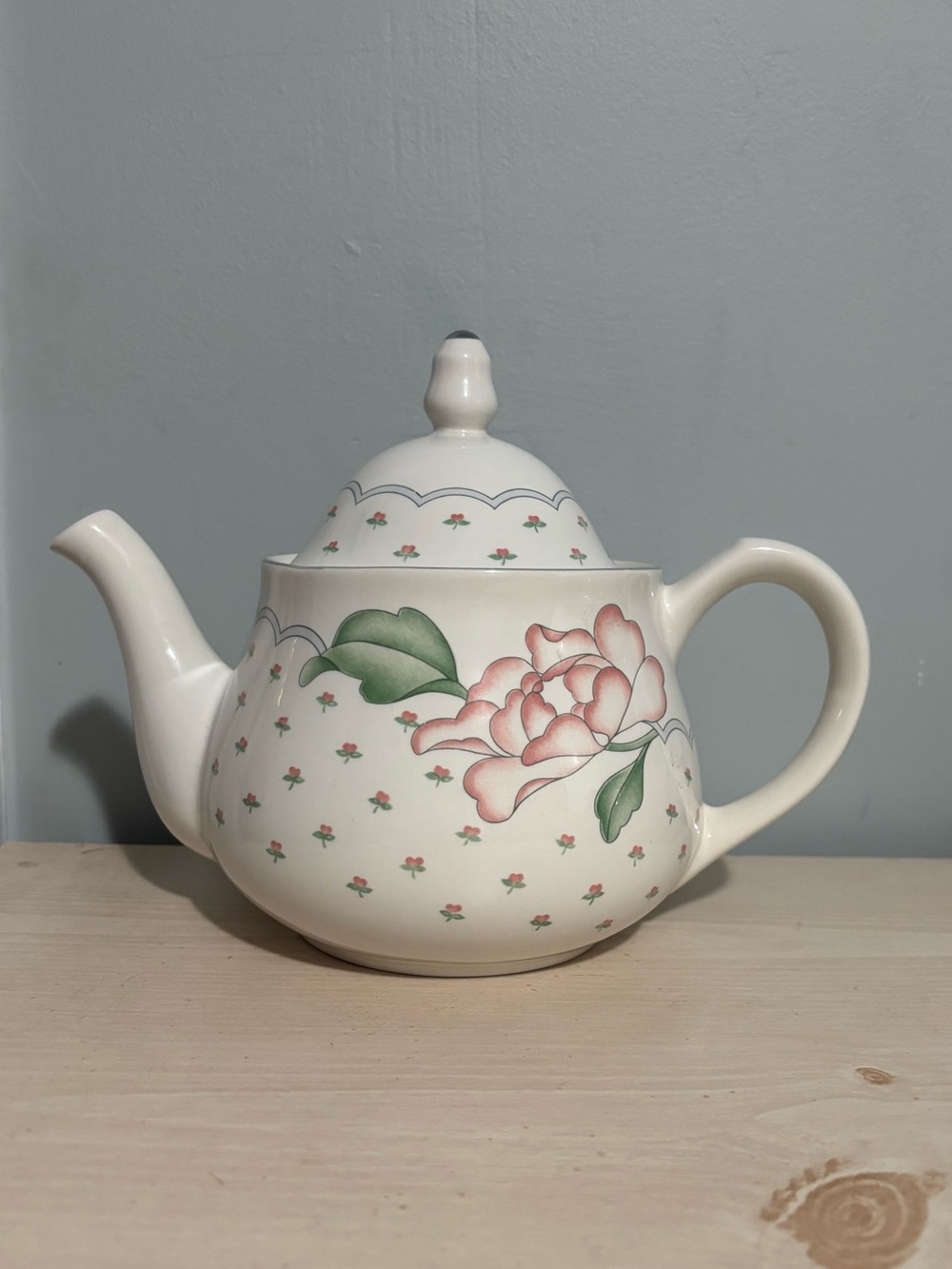 Sango Floral Ceramic Teapot in Cream and Pink